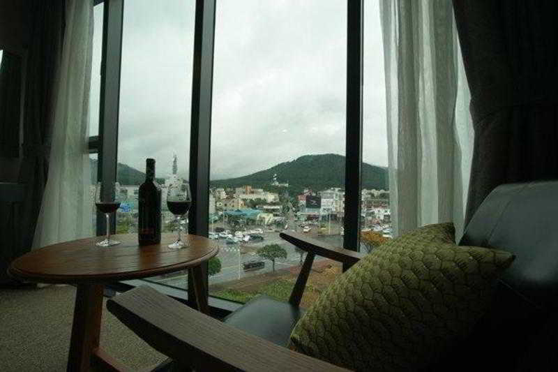 I-Jin Hotel Jeju Eksteriør bilde